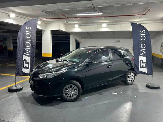 TOYOTA YARIS 1.3 16V FLEX XL LIVE MULTIDRIVE TOYOTA YARIS 1.3 16V FLEX XL LIVE MULTIDRIVE